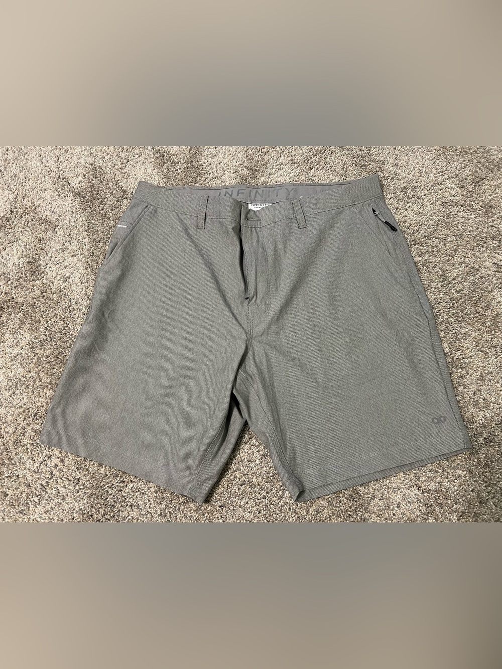 INFINITY Men's Charcoal Gray Hybrid Shorts